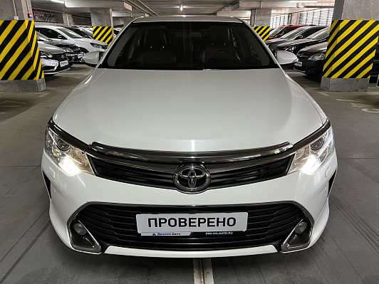 Toyota Camry Элеганс, 2015 года, пробег 192000 км