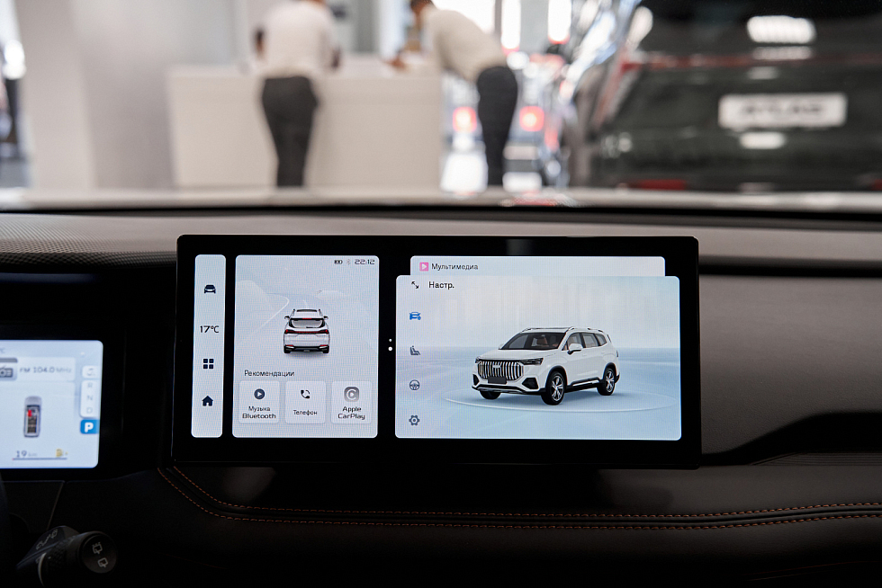 Geely Okavango Flagship, белый