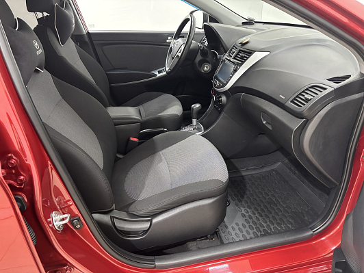 Hyundai Solaris, 2011 года, пробег 154000 км