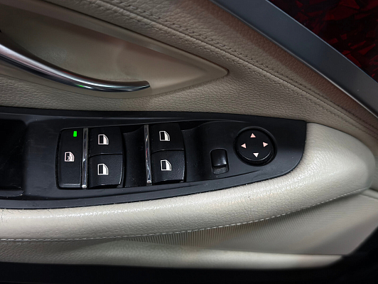 BMW 5 серии, 2012 года, пробег 248000 км