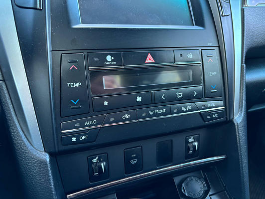 Toyota Camry Элеганс Плюс, 2015 года, пробег 216766 км