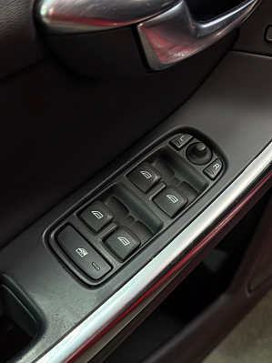 Volvo S60 Momentum, 2012 года, пробег 134000 км