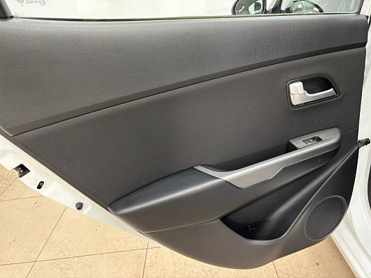 Kia Rio, 2015 года, пробег 58220 км