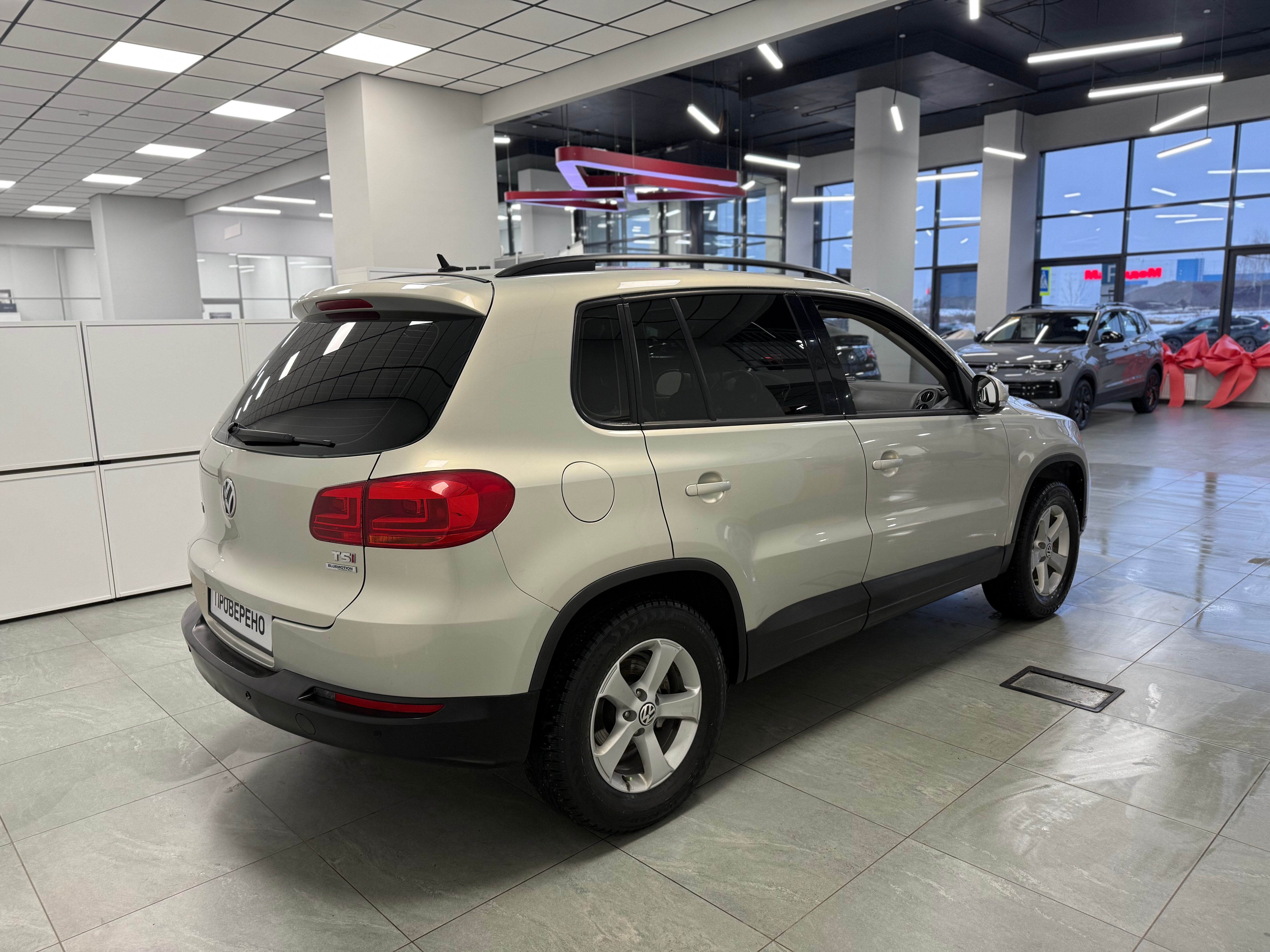 Volkswagen Tiguan CLUB, 2013 года, пробег 156000 км